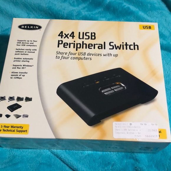 NIB 4x4 USB Peripheral switch - Picture 1 of 2